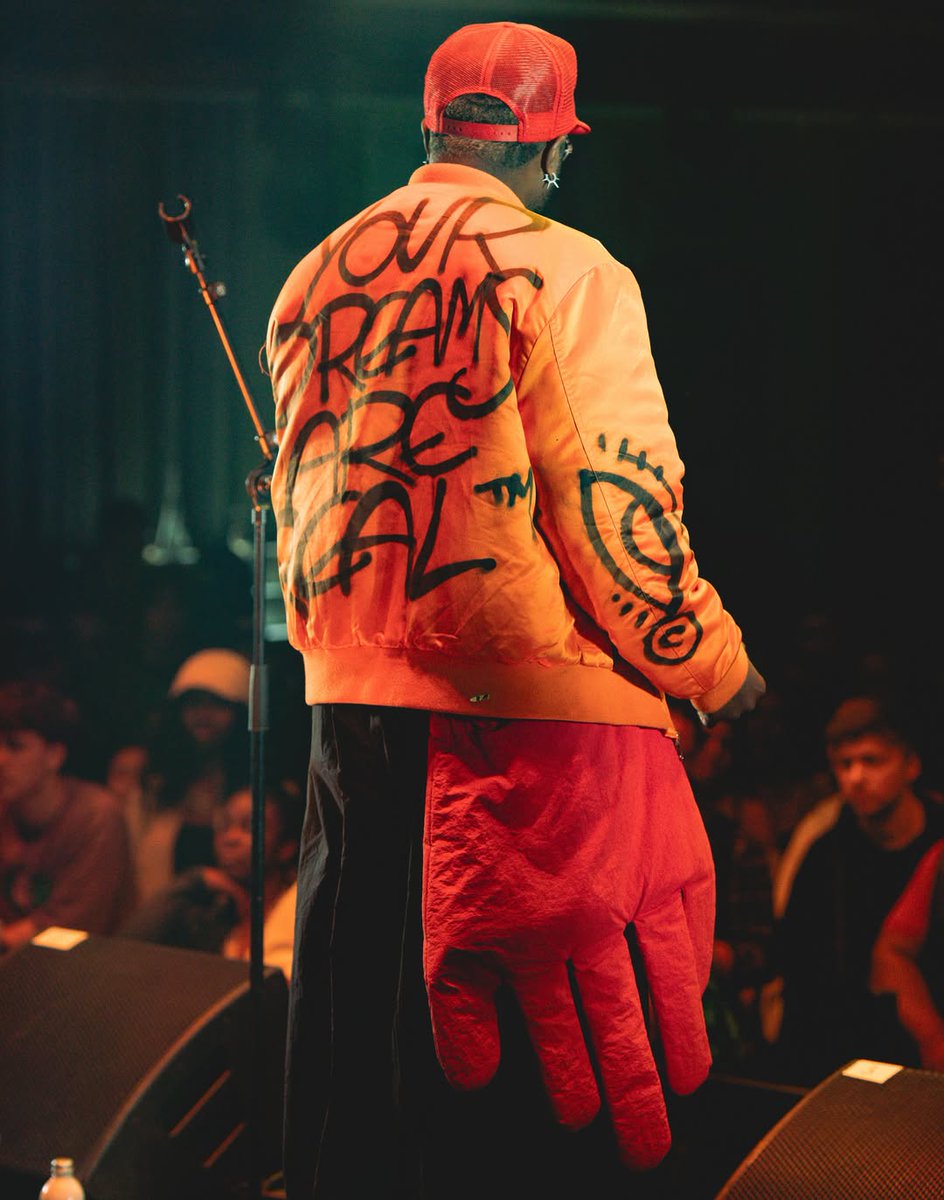 CureForParanoia's tweet photo. LONDON x SXSW x NOTION https://t.co/0VwnRoBqMl