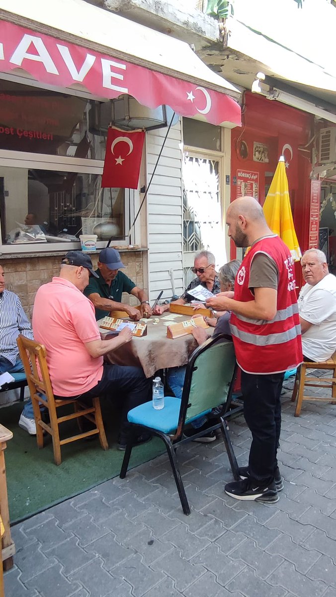 tipmugla_'s tweet photo. Marmaris İlçe Örgütü olarak, 7 Haziran’da gerçekleştireceğimiz “NATO ve Emperyalizme Hayır” söyleşimizin bildiri ve davetiye çalışmalarını bugün Marmaris’te sürdürdük.Emperyalist savaş politikalarına, halkları yoksulluğa ve sömürüye mahkûm eden düzene karşı sözümüzü büyütmeye https://t.co/Q9o6mKbFSX