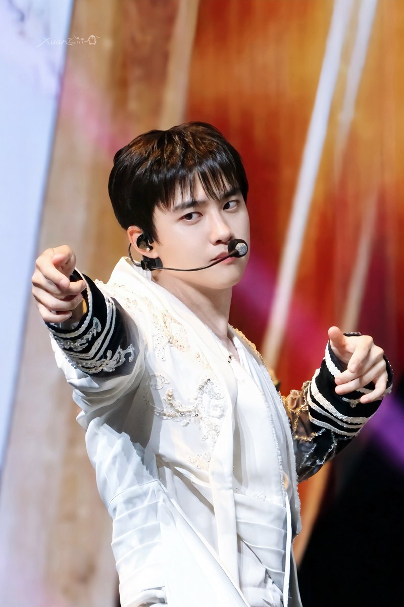 XuanZiii0112's tweet photo. 20260522 EXhOrizon in MACAU
 쩐다！👊🏻👊🏻👊🏻
#DOHKYUNGSOO #도경수 #디오 #exo
@DOHKYUNGSOO_X https://t.co/e59djl3kba