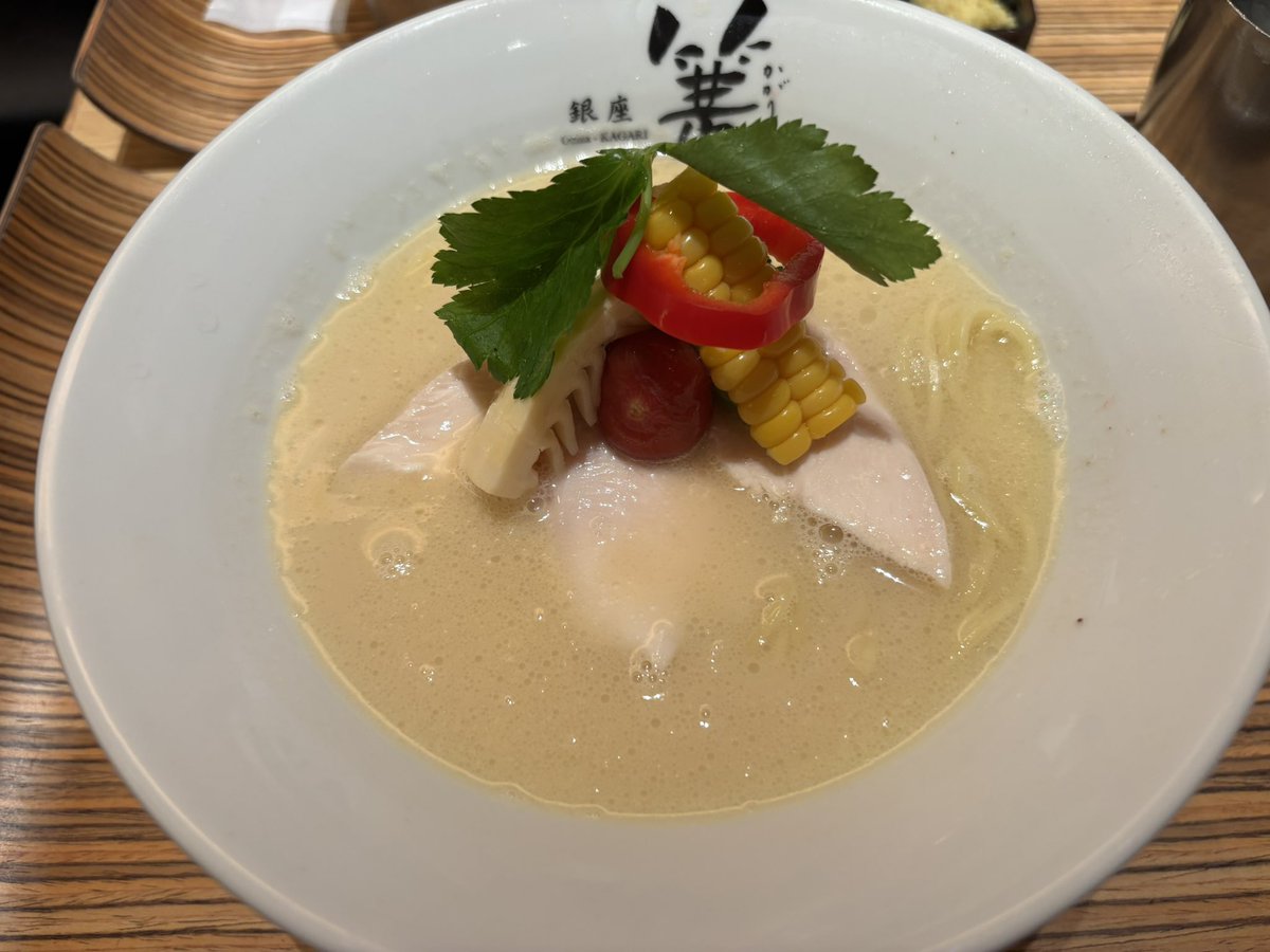 _ishiharakun's tweet photo. 朝から健康診断に！
少しは時間かかるかもと思ったのに。
全部終わって、時計を見たらまだ30分しか経ってない！
健康診断って今はそんなもんなんか？
夕方からは梅田で用事済ませて、久しぶりに篝のラーメン！やっぱり美味しいな！
朝ラーは正直まずかった。
もちろん好き嫌いあると思うよ。
おやすみ https://t.co/nPZo1pXLVe
