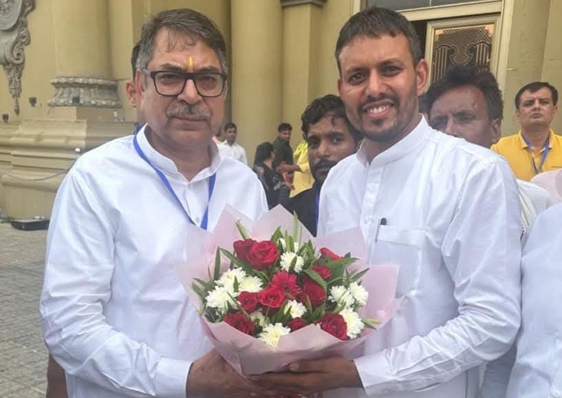 kuldeepatelibjp's tweet photo. भारतीय जनता पार्टी हरियाणा के प्रदेश प्रभारी @DrSatishPoonia  जी को राजस्थान से राज्यसभा उम्मीदवार बनाए जाने पर हार्दिक बधाई एवं शुभकामनाएं।

हमें पूर्ण विश्वास है कि आप जनसेवा और संगठन के मूल्यों को उच्च सदन में सशक्त स्वर प्रदान करेंगे।
@BJP4Rajasthan @BJP4Haryana https://t.co/5Sp5Z107aV