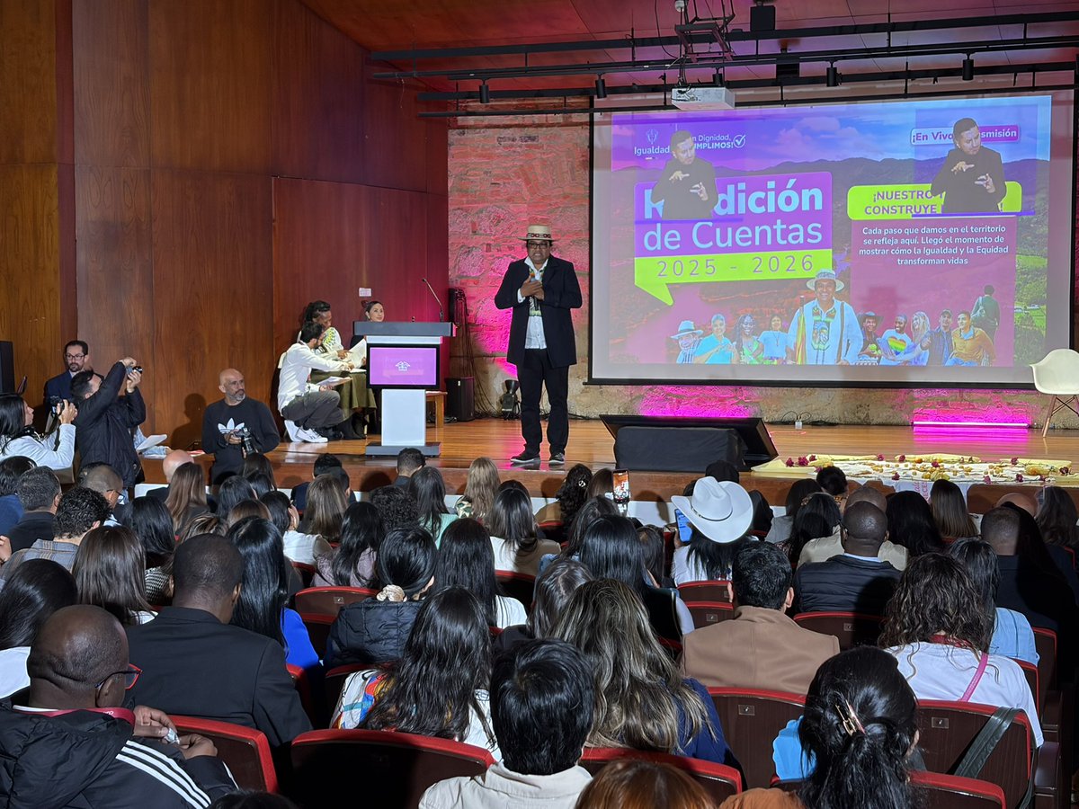zabalavpablo's tweet photo. 1/ Hoy rendimos cuentas sobre una apuesta clara: garantizar derechos, oportunidades y participación para las juventudes en los territorios. 
Más que cifras, hablamos de vidas transformadas. #RendiciónDeCuentasJuventud
#MinIgualdad 
#ViceministerioDeJuventud https://t.co/2qJhiWz6kU
