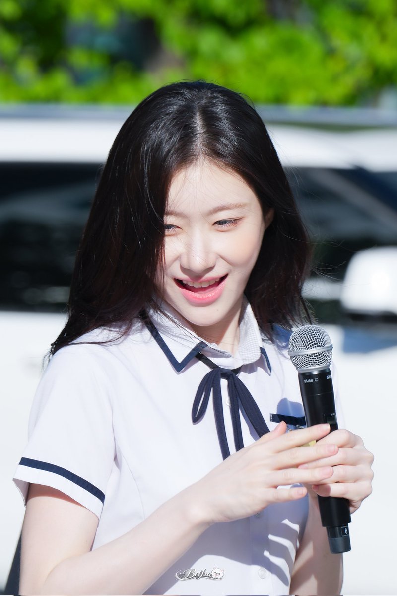 its_belLia's tweet photo. 령아많이많이좋아한다
#령원한_믿지의_모토_이채령
행복하게웃는게젤예뻐
#ChaeryeongDayForever
우리항상웃는사이되자 https://t.co/n5jyF7zuDp