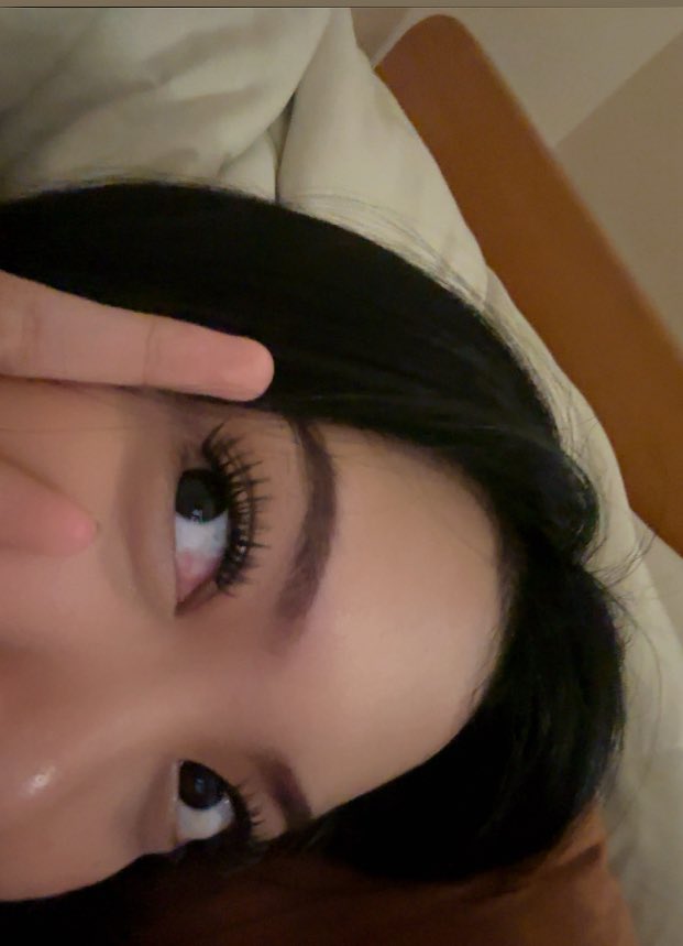 lillul4bies's tweet photo. minus 2+silinder 1+lashes onta+gamau pake kacamata🥰 https://t.co/H8gGYe7xzh
