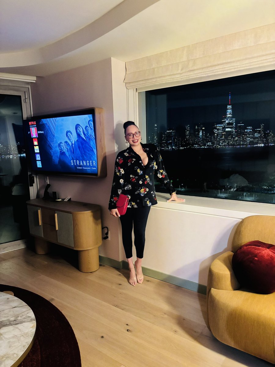 bmooreconnected's tweet photo. What a view 😍 🌃 https://t.co/kOTDzFqPEs