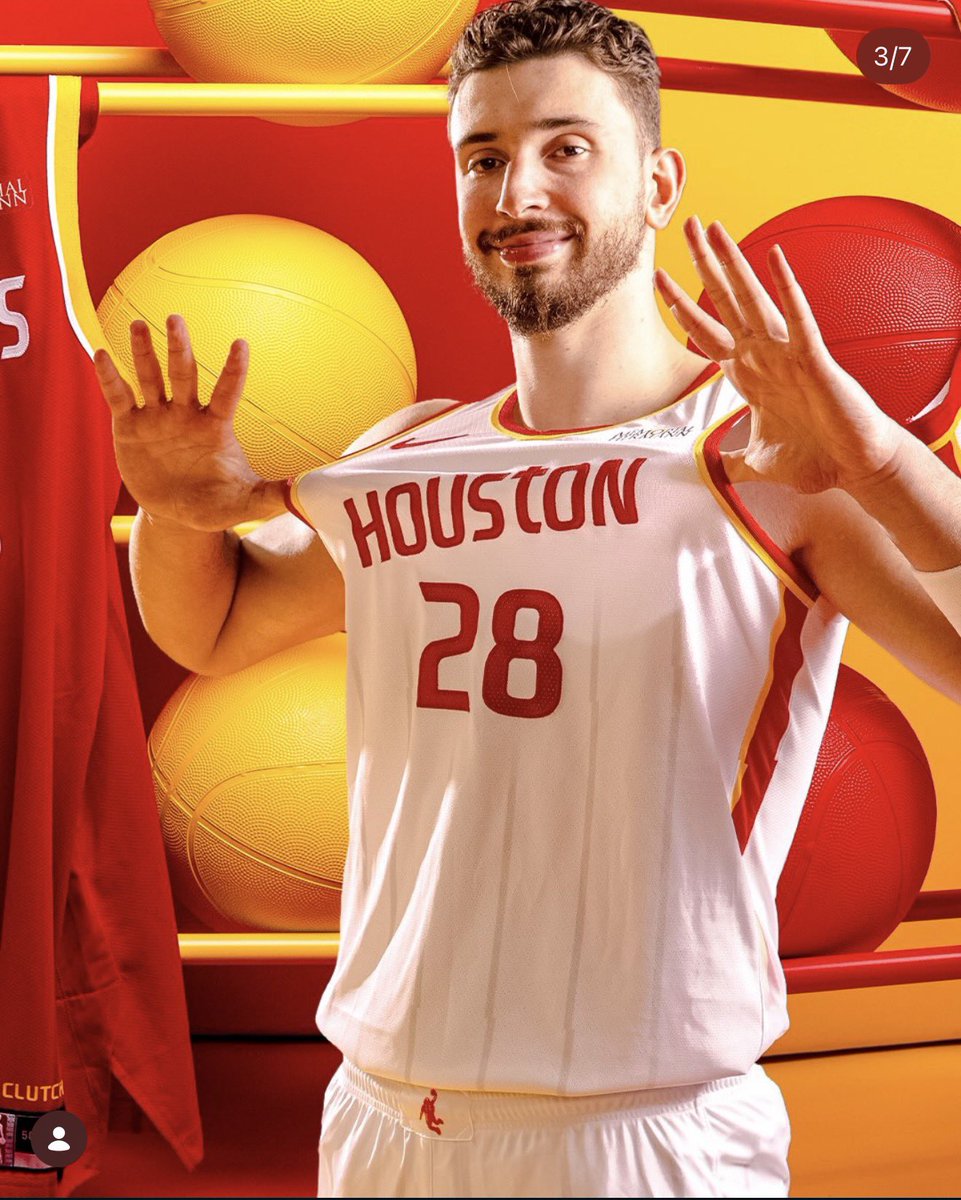demas6Basket's tweet photo. OFICIAL🔥 Así son las nuevas equipaciones de Houston Rockets

Qué nota le das?

(via @HoustonRockets) https://t.co/Cc5aImTLOf