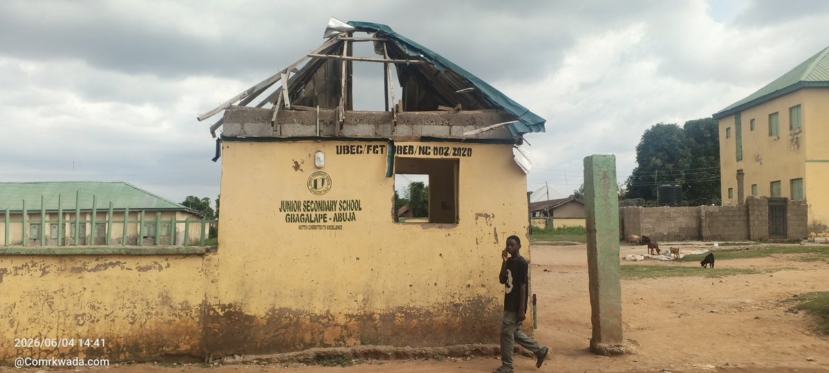 theinsightngr's tweet photo. FALSE ALARM: No Kidnap Incident at JSS Gbagalape, Abuja

The reported kidnapping scare at Junior Secondary School Gbagalape, Abuja was a false alarm. Students mistook scavengers near the school for abductors.

No children were kidnapped and normal classes have resumed. https://t.co/KaVzTWYj9l
