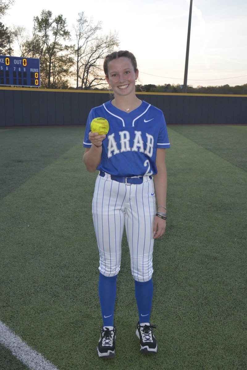 madi_hartline2's tweet photo. Homerun #1 and #2 of my sophomore season!! 💣💣
#classof2028 
#uncommited 
@FuryRunion2029 
@ArabKnightsSB 
@JWMoore9 @playwellp 
@JoeGuth08812179 @Jkolaitis33 @UACoachMurphy @KaylaBraud1 @MRhodesSmith @KarenWeekly @KateMalveaux @CoachMalveaux @rykerzc @tsmartt14 @SallieB34 @rittmanjohn @KatieRepole @ClemsonCoachKJ @LLefty18 @CoachCassady @boschml @grayskye26 @KyleParmley @AverageJoesSpo1 @ExtraInningSB @LvlUpSportsX
@BeThatPlayer1 @playsbigger
@EASRecruiting @Athletemarket1 @SBRRetweets @DirectRecruits
@gatorjack72 @SBRRetweets
@CoastRecruitsSB
@ColSportSheets @AllAccessAth
@CoastRecruits @GBRRecruits
@sbsportsnetwork @_connectsports @RecruitEdge_Pro @MaxPreps @GMsportsmedia1 @AcesSpotlight