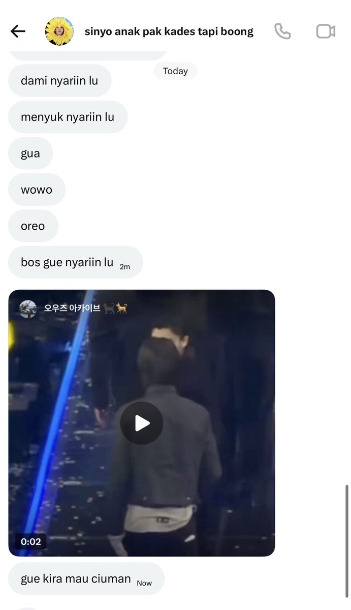 gunung tweet media