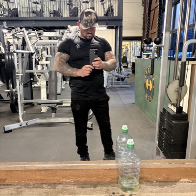 shaneckendall's tweet photo. #NewProfilePic https://t.co/FWHqELy6wL