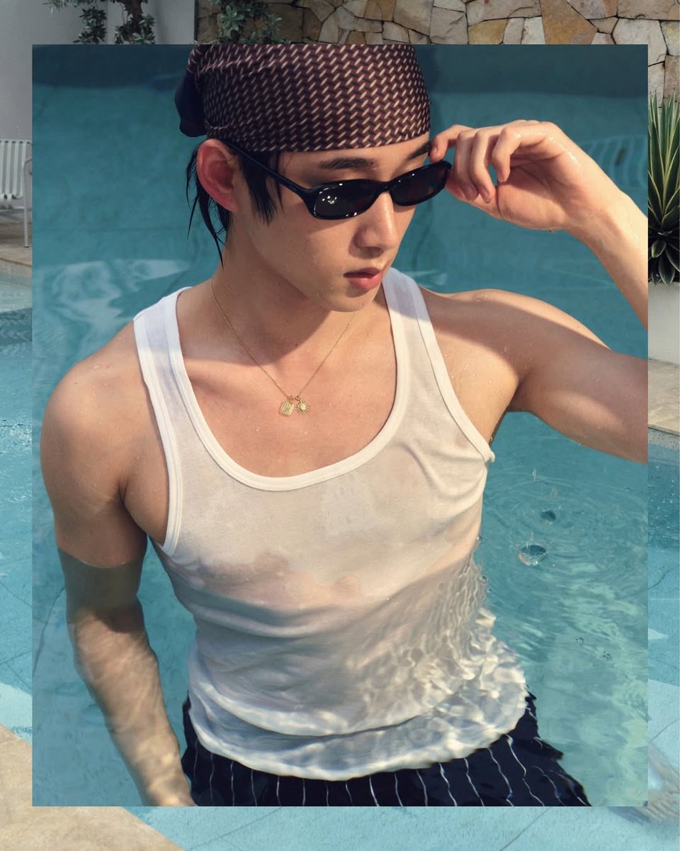 sfupha's tweet photo. Means the most appropriate time to blast this song has come. I’m putting my beachwear from 𝖬𝗂𝖽𝖽𝗅𝖾 𝖱𝗂𝖽𝖽𝗅𝖾 and getting ready to get close to the sun until my tan lines are visible. It’s just started, tukhon.. get ready for never-ending sunlight and parties! 😝💛 https://t.co/yRCNkcWORd