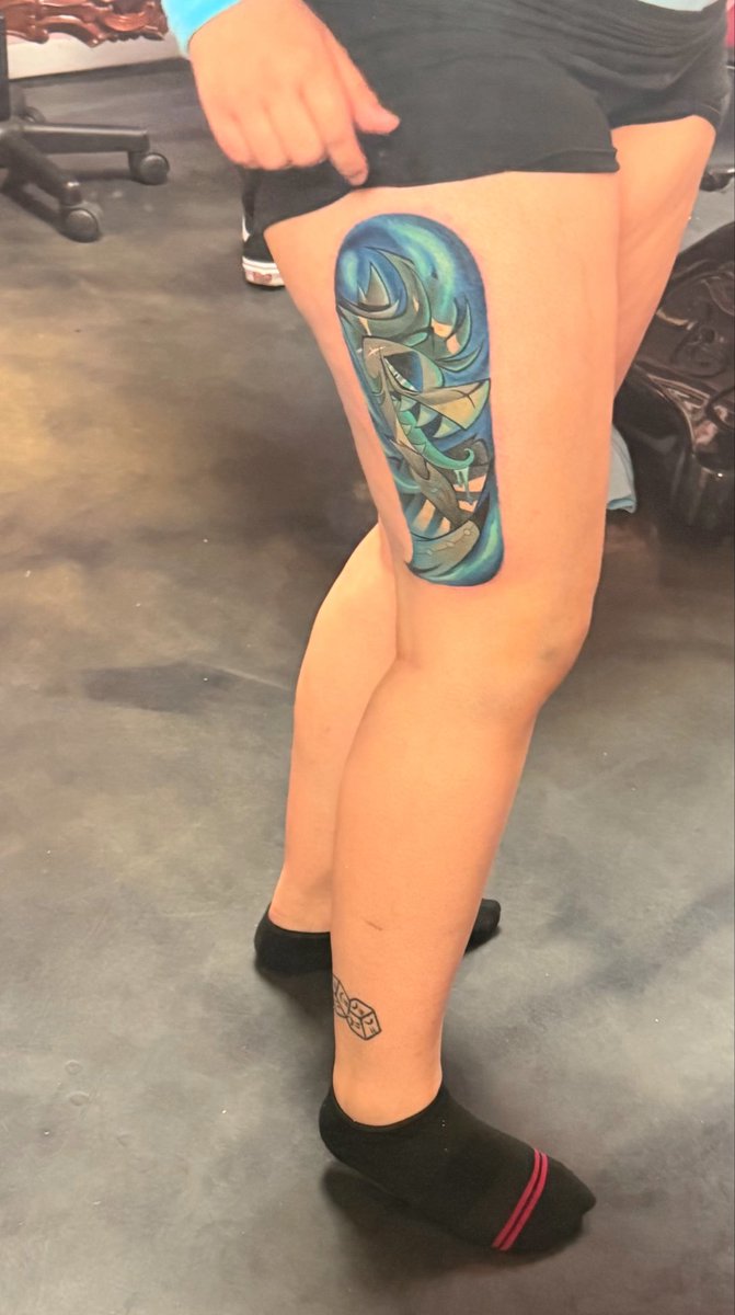 faeymouse's tweet photo. New tattoo alert!! Thought I was getting Verosika the whole but then after the ten hour session I looked down and oh my world it was Chaz https://t.co/pGMFgpbBMQ