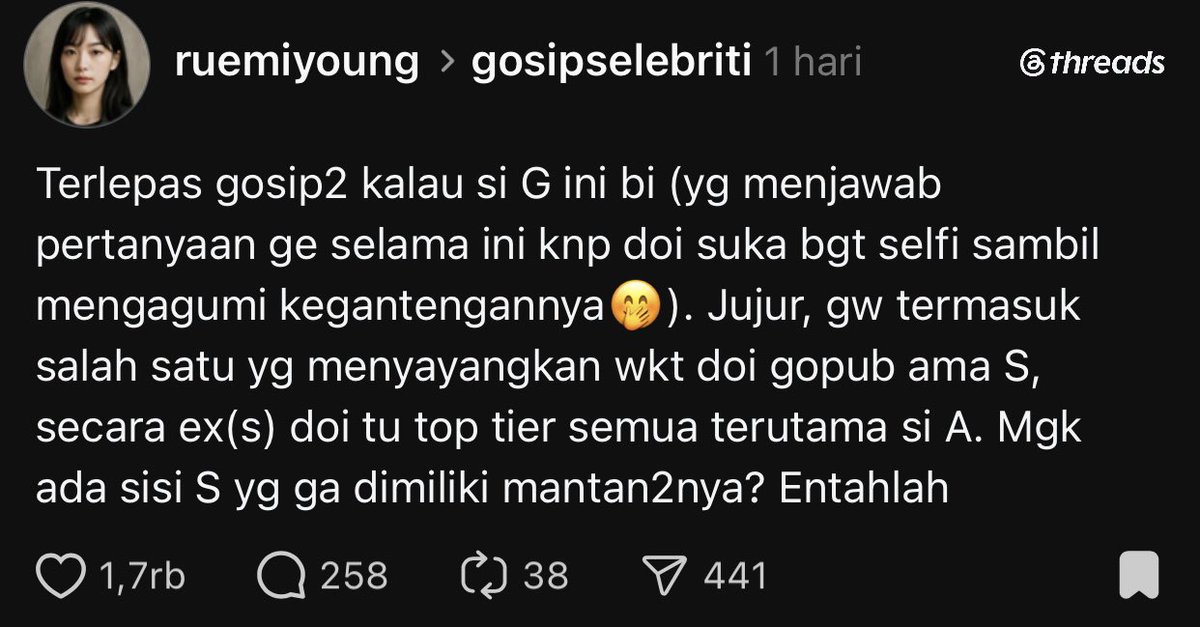 revinnaqiara's tweet photo. Tapi terkadang ada beberapa pose yg  wajahnya kek bowtita nggak sih 🤣🤣 kadang manly juga.. 
Tp aneh sih.. Habis sm si A terus sm si S 🥲🥲 mana jomplang banget lg https://t.co/moZvFw09NE