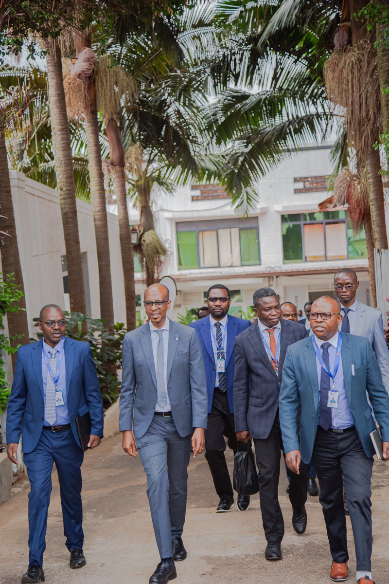 UnivOfKigali's tweet photo. Thank you @HEC_Rwanda and @Rwanda_Edu for visiting the University of Kigali and engaging us on the future of higher education in Rwanda. Together, we are committed to shaping future-ready graduates and advancing innovation, economic transformation, and sustainable development. https://t.co/rHNnn4HrN7