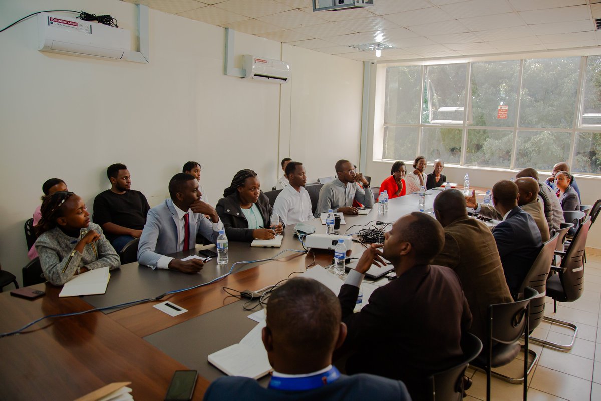 UnivOfKigali's tweet photo. Thank you @HEC_Rwanda and @Rwanda_Edu for visiting the University of Kigali and engaging us on the future of higher education in Rwanda. Together, we are committed to shaping future-ready graduates and advancing innovation, economic transformation, and sustainable development. https://t.co/rHNnn4HrN7