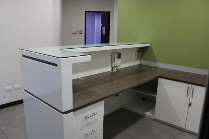 senabed's tweet photo. OFICINA EN RENTA
EMPRESARIAL ZONA PRADERA,
Torre 1 Nivel 12, Blv. Los Próceres, 18 calle 24-69, zona 10 Guatemala

Recepción 
Cocineta
Baño de uso general
3 ambientes
1 baño privado
1 parqueo 

Precio de renta Q 6,800.00 + mantenimiento.
Información: 5312-9934 y 5312-8800 https://t.co/1c3a9M2okC