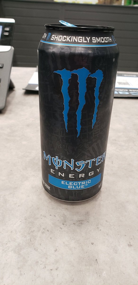 MattyIce9188's tweet photo. Tried the new blue raspberry lemonade monster it was pretty good packed a full flavor. #monsterenergy https://t.co/wYybmHAogC
