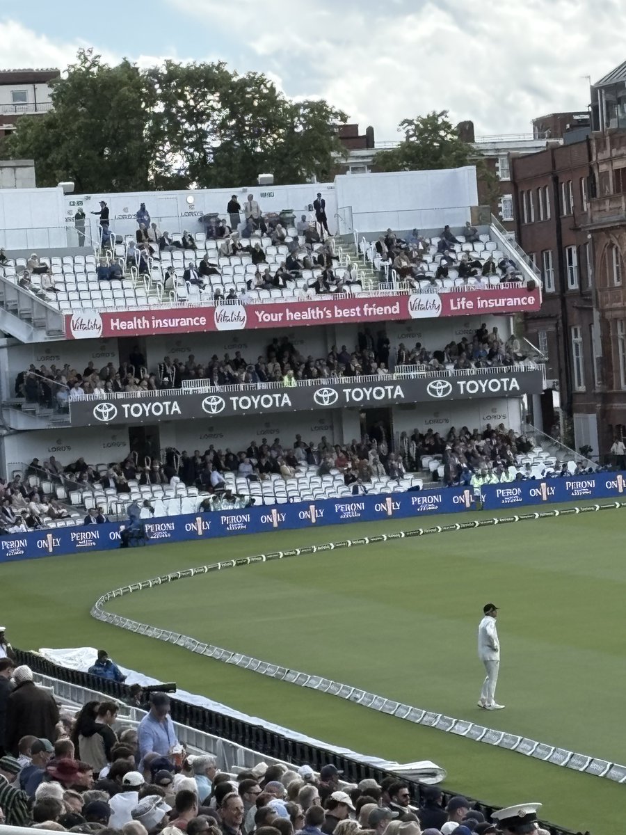 NewmanoidITFC's tweet photo. First test of the summer. Mid afternoon.  Should be packed out #ecb https://t.co/h9OoKxvYRY