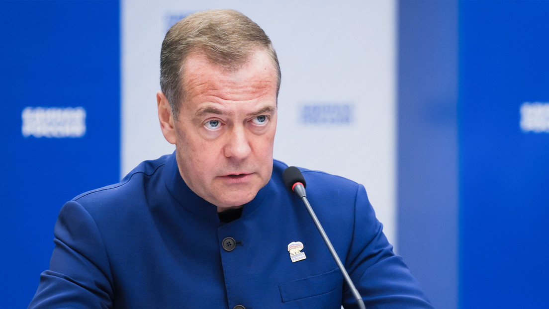 ActualidadRT's tweet photo. 🇷🇺⚡️☢️Medvédev: Occidente sabe que no puede "PARTIR EN PEDAZOS" a Rusia sin "un colapso nuclear de la civilización"

ESTO DIJO el expresidente ruso👇

https://t.co/WNrGaGFVh6 https://t.co/1OFRRs2nDZ