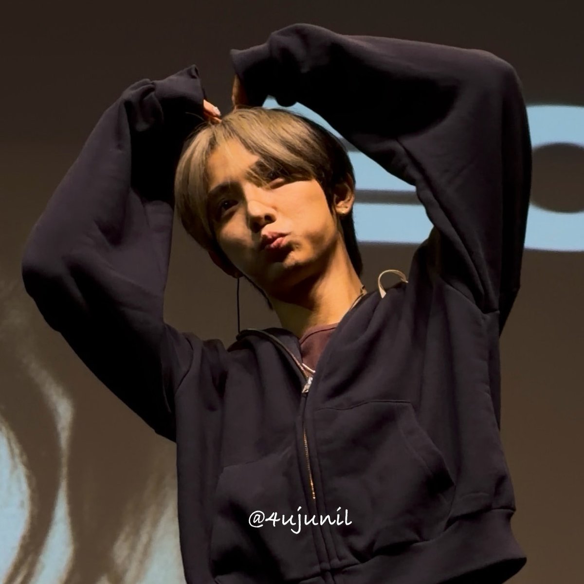 4ujunil's tweet photo. 260604

너무 귀여워🫠🎀

PARK JUNIL 1st FANMEETING -ECHO- in  TOKYO【2部】

#박준일 #준일 #PARKJUNIL #JUNIL #パクジュニル #ジュニル https://t.co/TWu0n8P1Ul