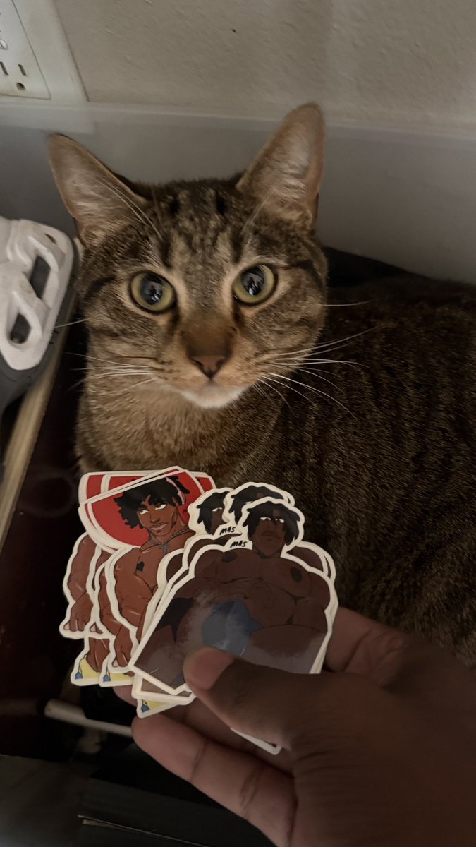 artofmas's tweet photo. I got a couple of these left, and they’re certified pussy approved ✅ https://t.co/BzUw38NQZB