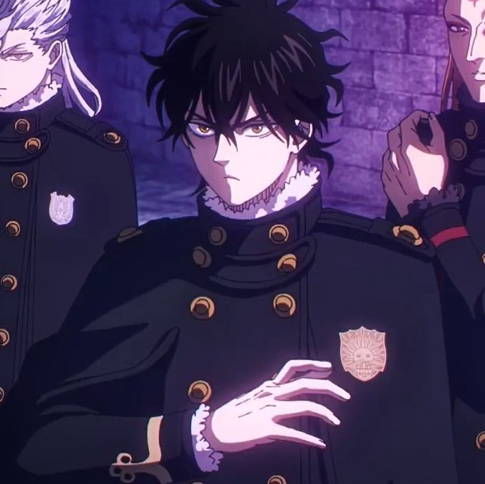 Lutaro_46's tweet photo. drop your personal most attractive male and female character from black clover https://t.co/7SIjY6uWrp