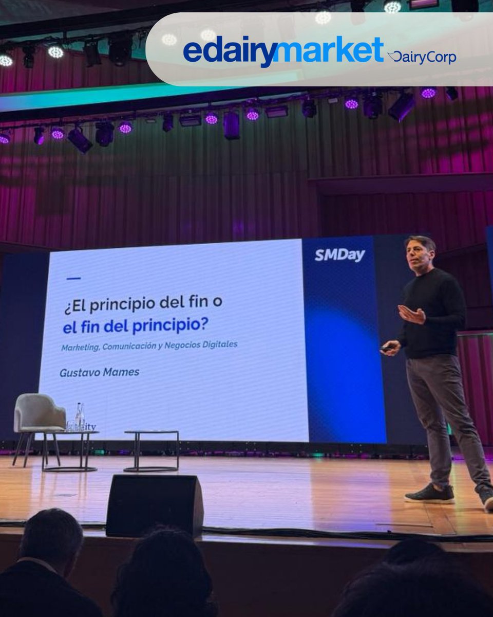 eDairyMarketEs's tweet photo. 📲 #eDairyMarket estuvo presente en @smdayARG junto a Gonzalo Peralta.

🔥Hoy la pregunta ya no es si una empresa debe estar en digital.

La pregunta es:
��Quién está construyendo comunidad mientras otros solo publican contenido? 🤔 https://t.co/SSuhzoXDZj