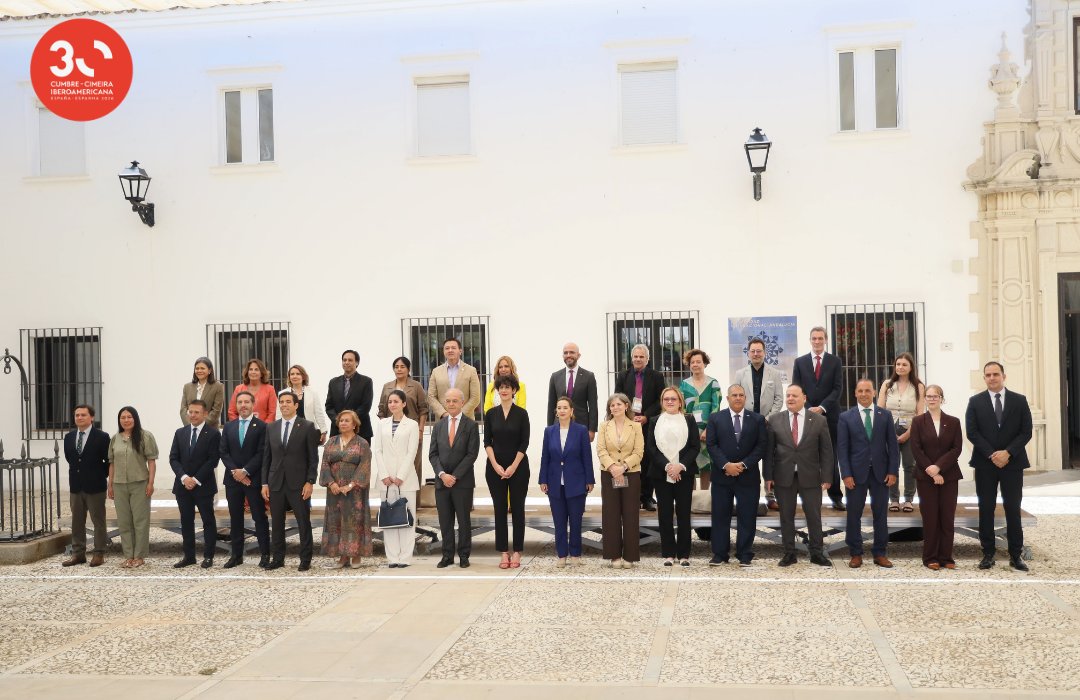 SEstadoMigr's tweet photo. 🌐 Comienza el V Foro Iberoamericano de Migración y Desarrollo presidido por @SaizElma con la participación de 22 países, organismos internacionales y sociedad civil 

🌎 En el encuentro, las delegaciones debatirán sobre políticas de movilidad humana, integración y desarrollo https://t.co/xRfzil8agV