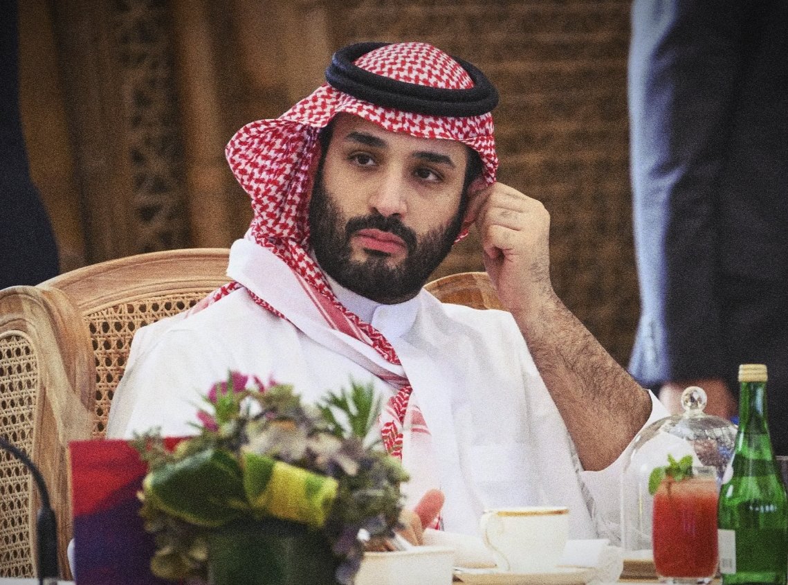Nath_limited_ed's tweet photo. ما حدث اليوم لم يكن مجرد اتفاقية، بل كانت الحجة التي أقامها حزب الله على نفسه. والوداع الأخير لجنوب لبنان. وتشريد ربع سكان البلد. 
المملكة العربية ا��سعودية قامت بواجبها على أكمل وجه وحاولت أن تعيد لبنان لح��نه العربي. لكن طالما أنك رفضت المبادرة السعودية فأنت رفضت كل شيء وقررت الانتحار.