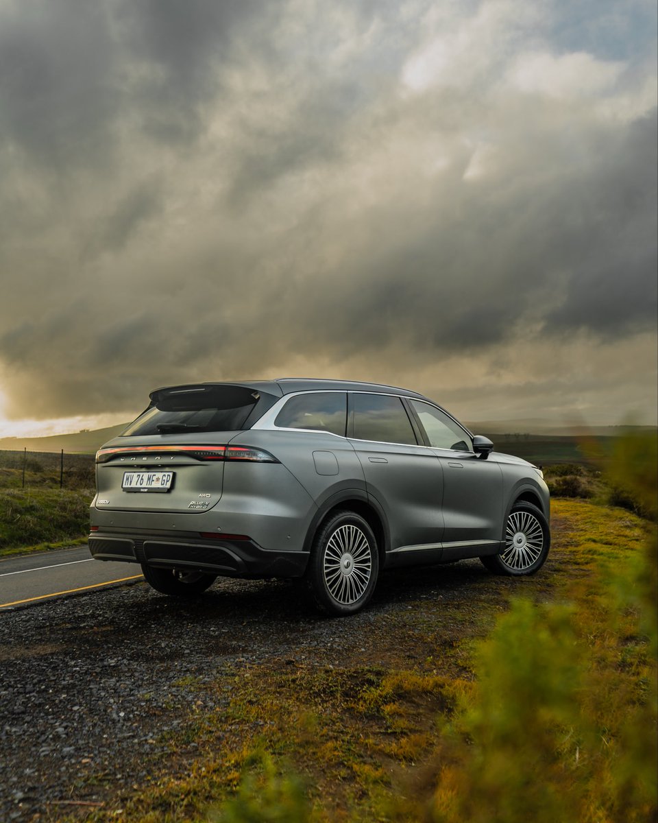 YMusi007's tweet photo. The Chery Tiggo 9 Pro Plug-in hybrid just makes sense. Full 7 seater SUV with all the bells and whistles Undef R1m https://t.co/GYSjUVsQtl