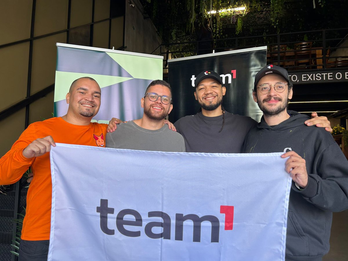 Team1BR tweet picture