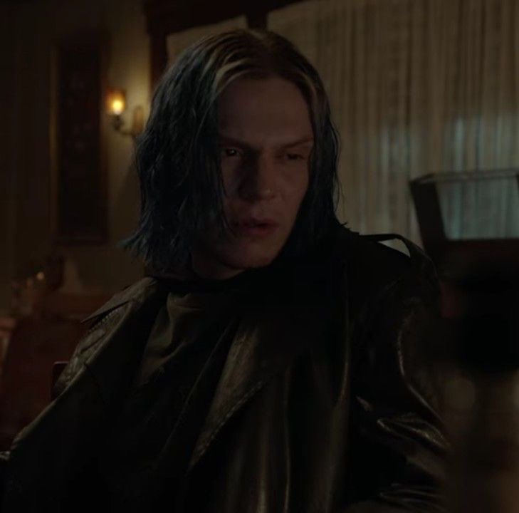 bornpeters's tweet photo. evan peters playing someone as messed up as kai anderson and then giving us colin zabel the sweetest guy ever https://t.co/ClSyQm80RZ