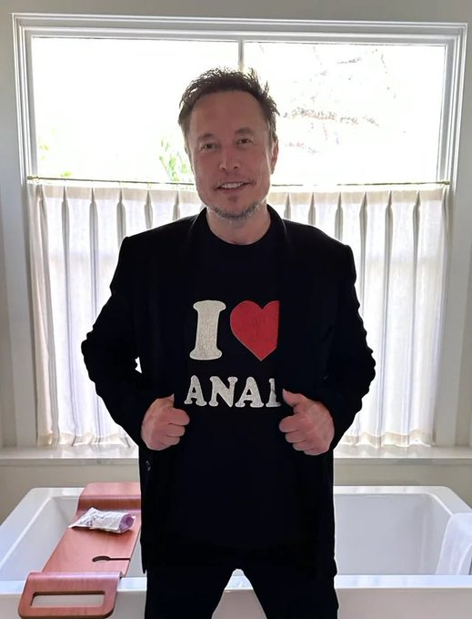 ca's tweet photo. @DegenApeDev @elonmusk thinking you a degen huge retard https://t.co/Rhoponr2Cc https://t.co/Tph4Ntm1DM