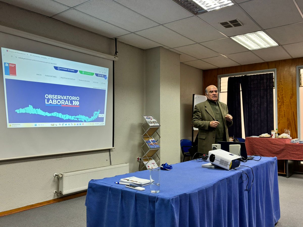 drt_biobio's tweet photo. Consejo Tripartito Regional de Usuarios #CTRU #Biobío realiza actividad de revisión y análisis de principales resultados y datos proporcionados por @OLBiobio
También se conversó sobre contingencia regional y nuevas plataformas de la @DirecDelTrabajo https://t.co/2k3b0lbFe8