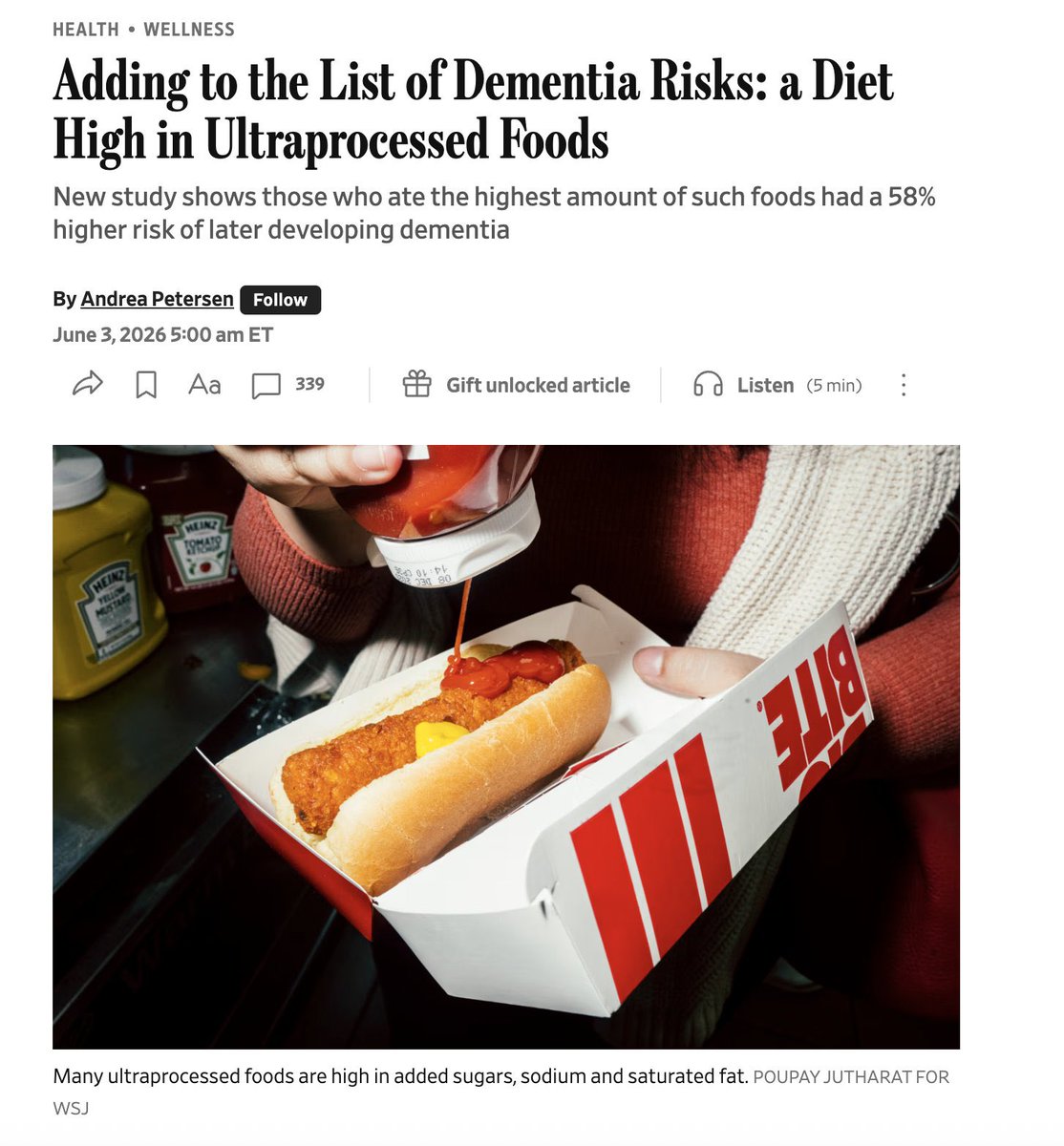 louisanicola_'s tweet photo. Most people think ultra-processed foods threaten metabolic health.

The more important risk may be neurological.

A new Harvard study found that adults consuming the highest amounts of ultra-processed foods had a 58% greater risk of developing dementia later in life.

Your brain is not separate from your diet. Every meal becomes a biological signal influencing inflammation, vascular integrity, and the neural systems responsible for memory, attention, and decision-making.

Cognitive decline rarely begins with a diagnosis.

It begins with the choices that seemed insignificant when you made them.