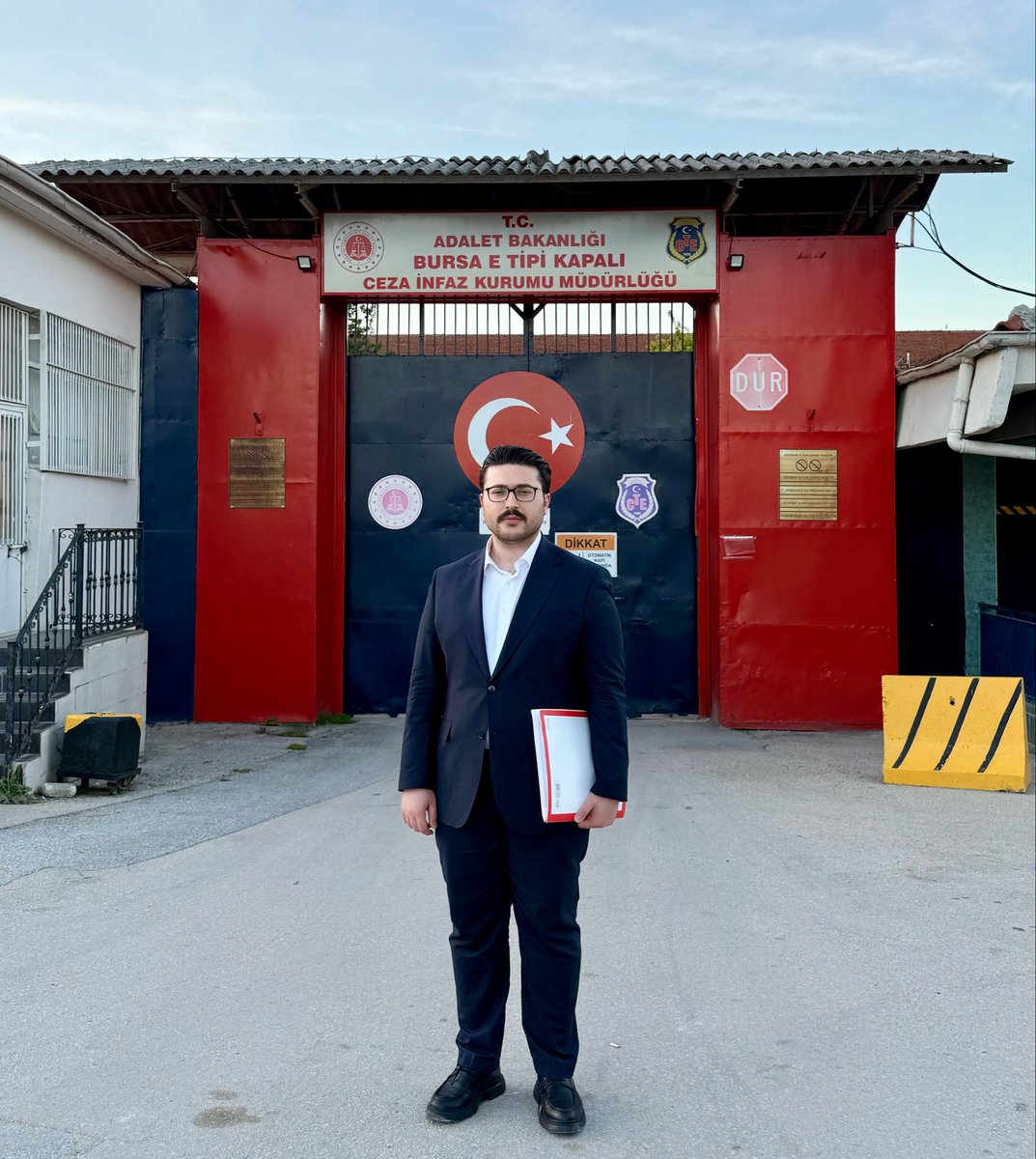 EmreAltan_'s tweet photo. 📍Bursa E Tipi Kapalı Ceza İnfaz Kurumu

#avukatemrealtan #emrealtan https://t.co/C1EMLvpPBg