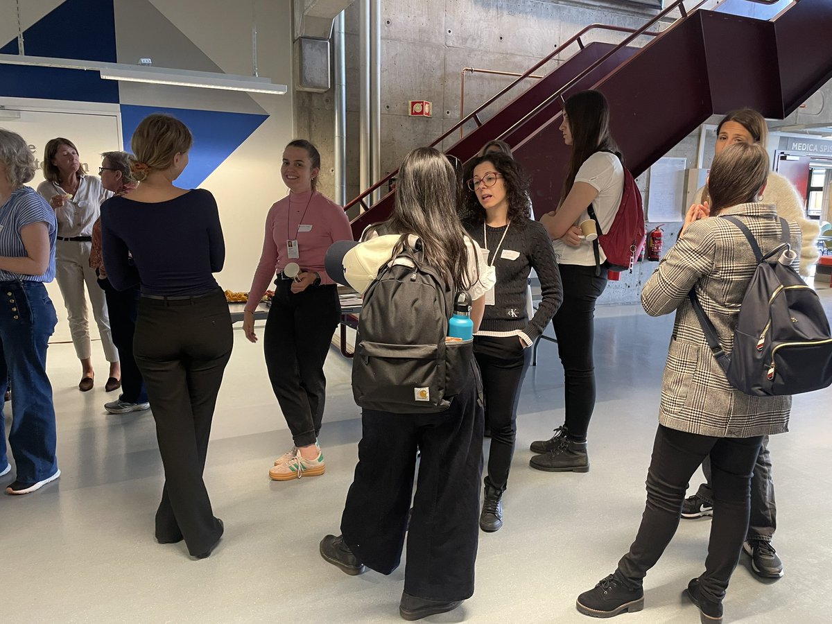 NOR_EVs's tweet photo. What a day! Thanks to all speakers, participants and sponsors for making the NOR-EV 2026 meeting a fantastic event! Great science, networking, and our now annual pizza and quiz tradition 🍕🏆 Congrats to the winning team! #NOREV2026  @UniOslo_MED #EVresearch #globalEVnetwork https://t.co/o28803D6wm