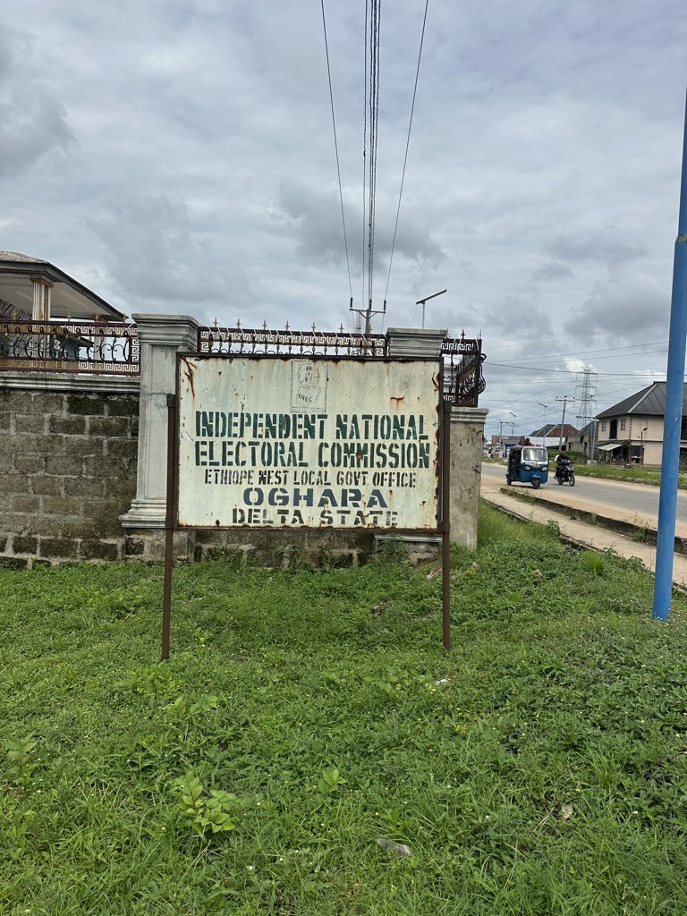 Enogie4rmEnugu's tweet photo. PVC REGISTRATION FOR DSPT STUDENTS WAS SUCCESSFULLY 
MORE STUDENTS TO BE REGISTERED 

All thanks to myself and  @OghenesuvweA 
For sponsoring the transportation 

50k well spent for a better Nigeria 🇳🇬

@PeterObi 
@NigeriaNDCHQ https://t.co/bjN8BVkJS6