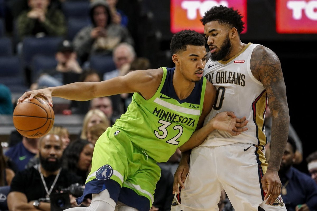 HoopLucid's tweet photo. Wemby when Towns is around: https://t.co/NH4nntTxkn