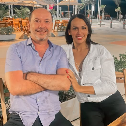 roberto_maciel's tweet photo. @Ivofgomes reage ao autoritarismo e manifesta apoio a vereadora trans que prefeito bolsonarista de Sobral quer cassar; “ser desprezível”, define

https://t.co/p3f99nuLNO https://t.co/TS9snrLkws