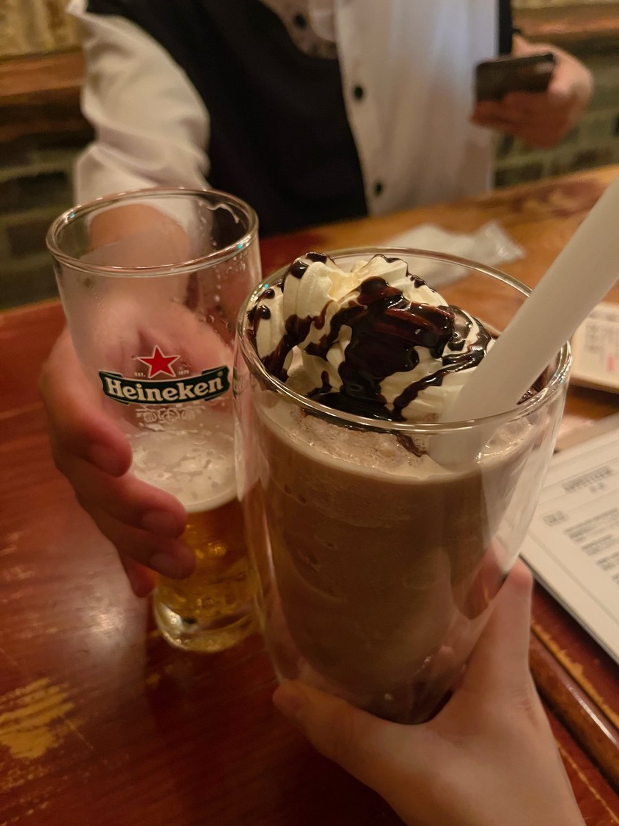 pepoyoPPY's tweet photo. スムージーがデカすぎる https://t.co/ksXH5hBxpD