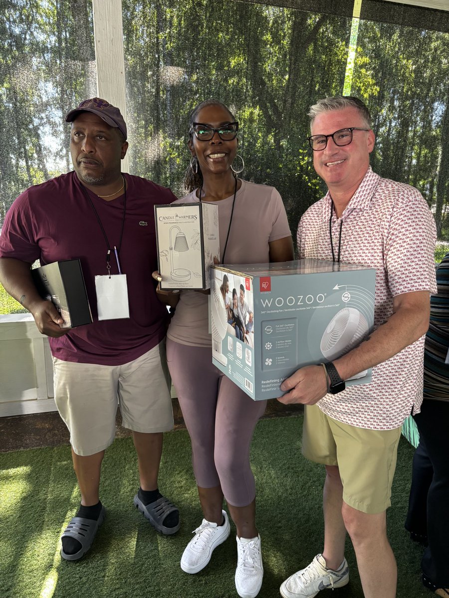 JMCSchools's tweet photo. TIME FOR PRIZES 🎁🎉😁 It has been an outstanding week of team building, collaboration, camaraderie, and strategic planning. Thank you to Dr. King, Dr. Breeden &amp; Dr. Currie for making this retreat such a memorable and meaningful experience. #CHIP2026 #JMCSS https://t.co/B0DBd4KlPU
