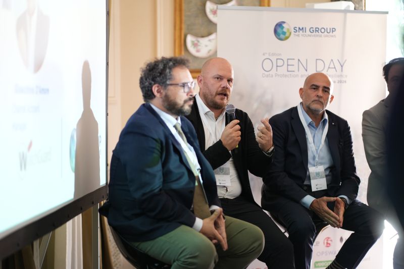 SMI_Group_IT's tweet photo. "Resilienza significa prevenire, avere delle soluzioni che mi permettono di pensare in anticipo a cosa sta succedendo" ha dichiarato Fabio Zambon Regional Director di @rubrikInc.

"Se oggi un DataBreach può durare solo 27 secondi, il tempo di risposta deve essere time machine: non possiamo pensare di rispondere in 2-3 giorni!
La sfida non è quindi arrivare ad avere informazioni su che tipo di attacco ho subito, ma chiedersi ‘quanto ci mette la mia azienda a tornare operativa allo stato prima dell’attacco?’. La cybersecurity richiede una visione end to end, dall’inizio alla fine, e deve quindi esserci una cultura dell’educazione.
 
Per innovare bisogna a volte scontrarsi e come Rubrik lo abbiamo fatto da sempre, da quando 13 anni fa abbiamo scelto di entrare in un mercato saturo come la prevention; il nostro founder è stato uno dei primi a parlare di resilienza e oggi abbiamo portato una soluzione di resilienza anche nel mondo AI.
Nostro obiettivo fondamentale non è gestire le operations, che non portano valore aggiunto, ma portare un miglioramento concreto e per fare questo a volte è necessario anche fare scelte “non consensus”, come viene definita Rubrik stessa".