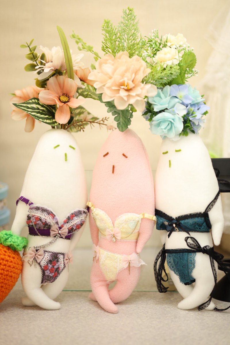 np_shikibu's tweet photo. セクシー大根( ˘ω˘ )
DD用だけど、パンツのサイズがピッタリ。ブラはちょっとキツいけどいける！

 #MintStar https://t.co/qDgM5Aw564