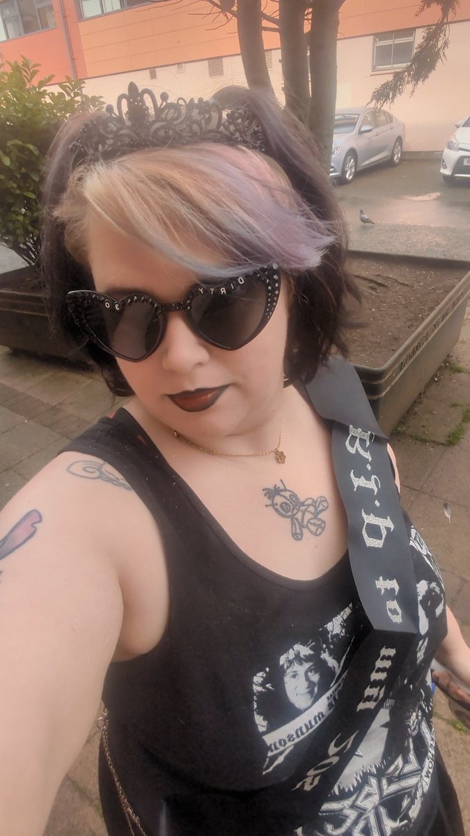 FeralPyre's tweet photo. Level 30 bitch https://t.co/K3zYOH86gY