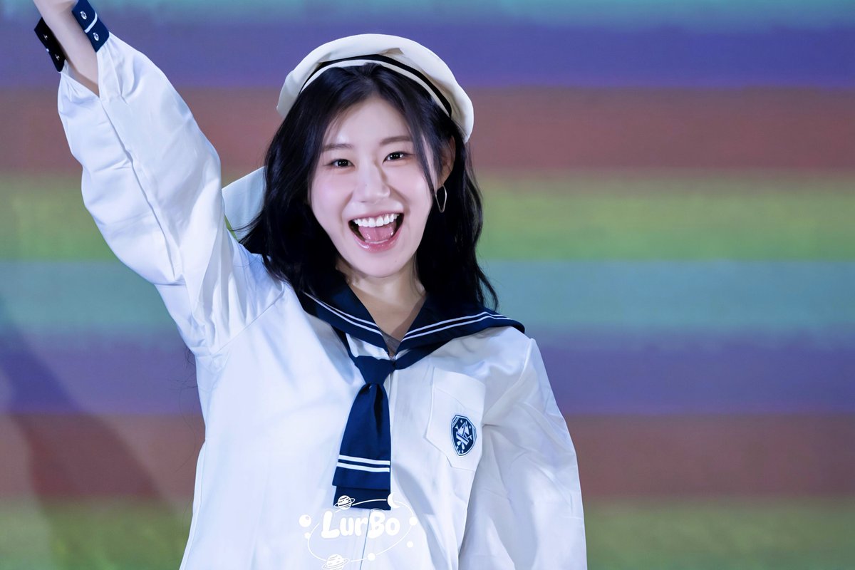 LurBo1's tweet photo. 𝚈𝚘𝚞'𝚛𝚎 𝚖𝚢 𝚐𝚎𝚗𝚒𝚎.

#령원한_믿지의_모토_이채령
#ChaeryeongDayForever

#채령 #CHAERYEONG #있지 #ITZY https://t.co/dWEf1LNhcd