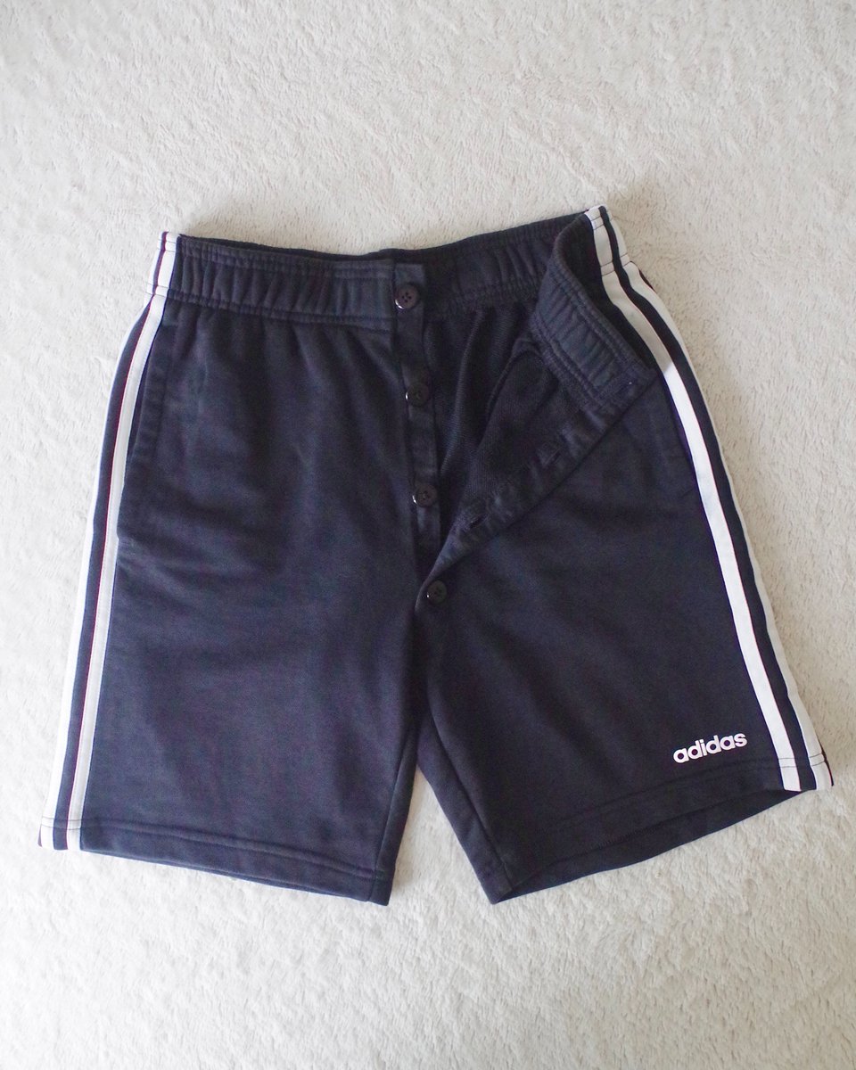 clothingsdp's tweet photo. These @adidas shorts got a tiny upgrade with a huge impact ✨
Four extra buttons = easier dressing, toileting, and more independence for our young wheelchair user. Sometimes the simplest adaptations make all the difference. ☀️🩳
#AdaptiveClothing #Accessibility #InclusiveFashion https://t.co/qEd28m21KB