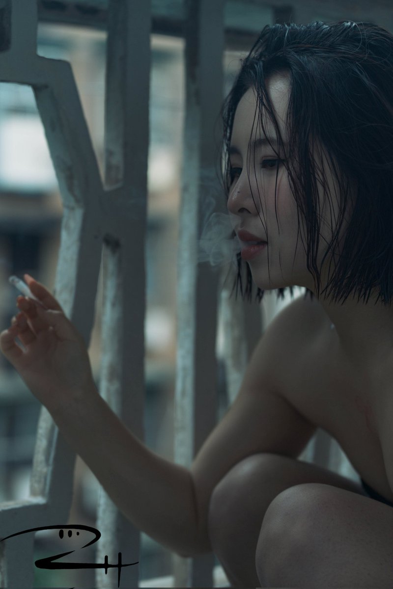 iwSnz4evha85677's tweet photo. 窗外

👸@xiaohui0016
📷@iwSnz4evha85677
@DnewHome
@Fengsiyuan
@tbzt2024
@wqganenshi_
@luchu888
#长沙 #私房 #唯美 #写真 #光影 https://t.co/5YgxklCgBh