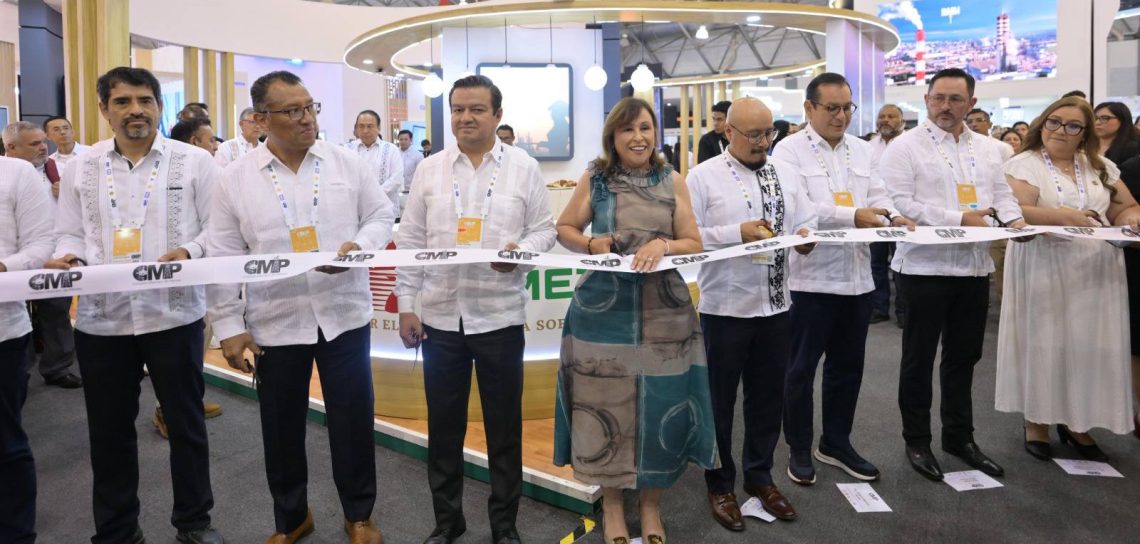 VocesVera's tweet photo. ⚡🏭 ¡Veracruz se consolida como potencia energética nacional!

La gobernadora @rocionahle destacó que la entidad concentra refinerías, complejos petroquímicos, gasoductos y la única central nucleoeléctrica del país. 🇲🇽

🔗https://t.co/Krc21uWRuN

#Veracruz #RocíoNahle #Energía https://t.co/NqG86Aqrop