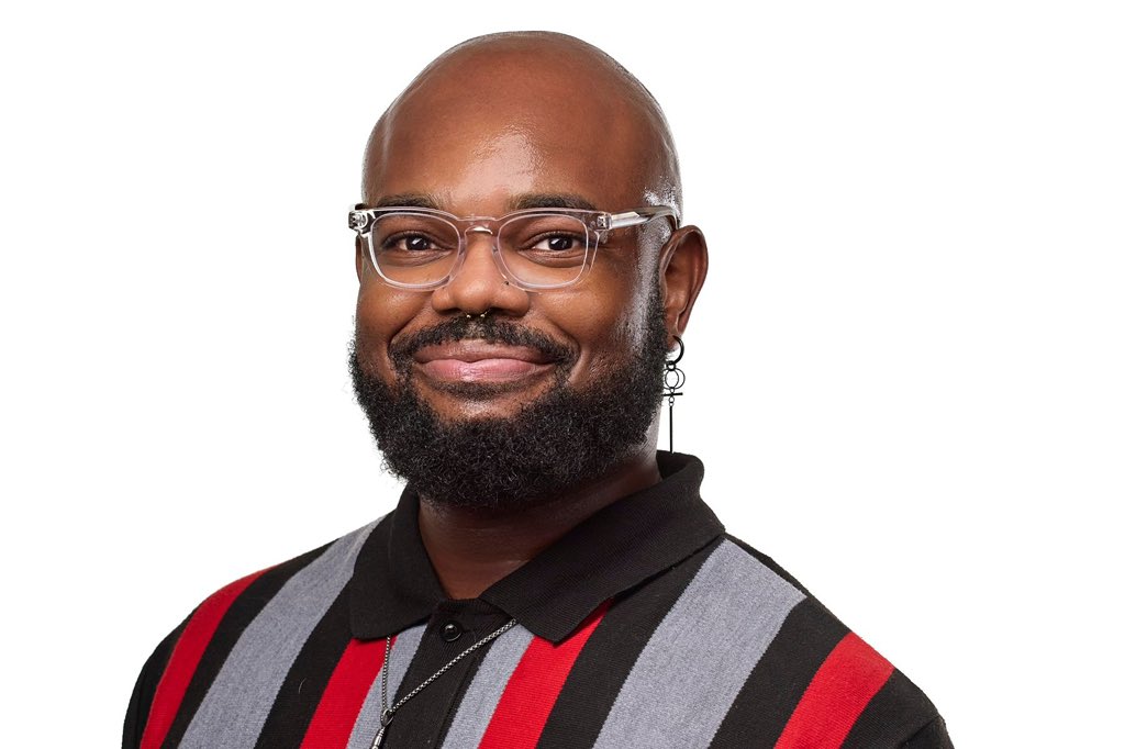 Vocal_Intellect's tweet photo. new work headshots ☺️ https://t.co/plAyh5pSfZ